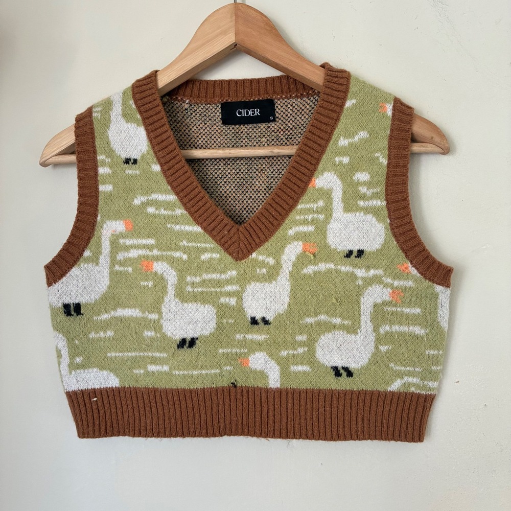 Cider Women Green Brown Swan Goose Knit V-Neck Sweater Vest Small Cottagecore - Picture 5 of 5
